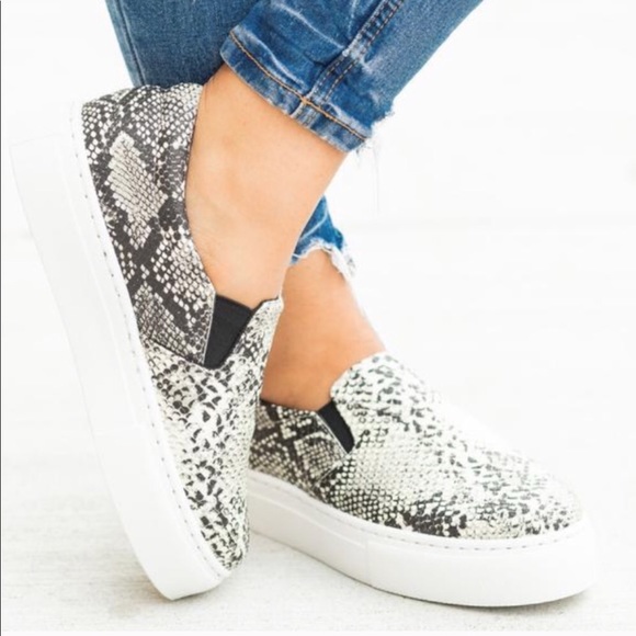 Qupid | Snakeskin Slip On Sneaker - Picture 3 of 3